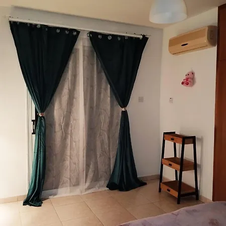 Kapparis Apartament *